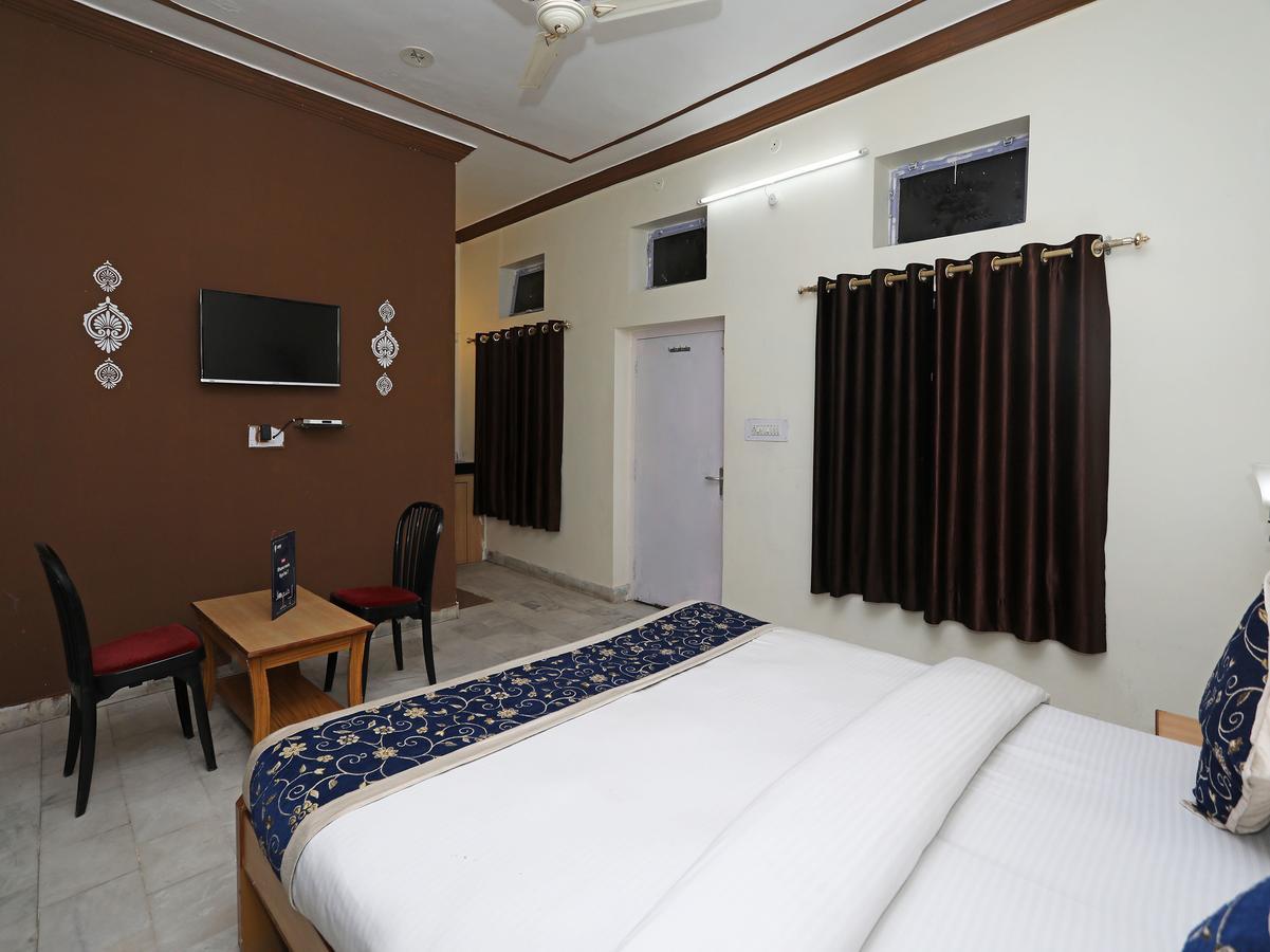 Oyo 10936 Rajasthan Resort Pushkar Exteriör bild